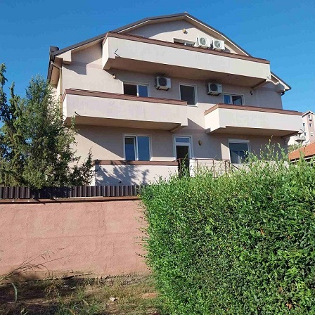 Prodaja stana Visnjicka Banja-Beograd